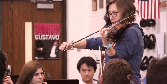 Orchestra prepares for “Celebración Cultural Hispana”